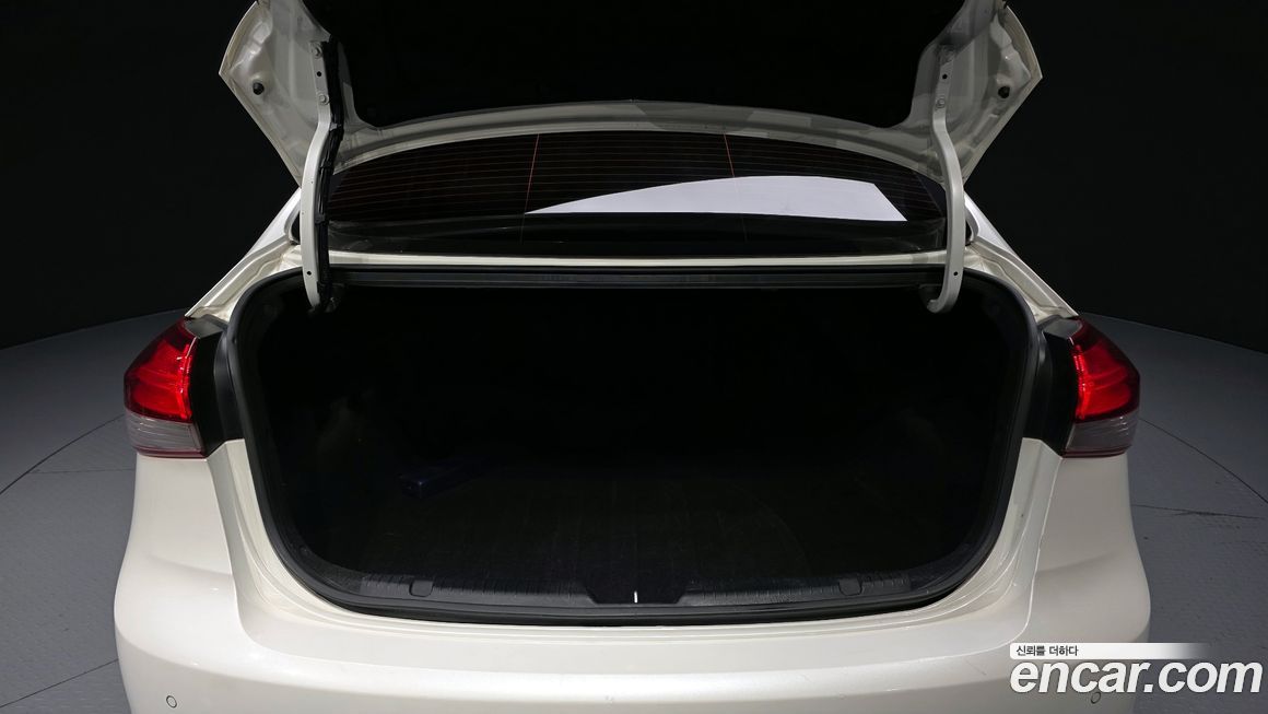 Kia K3 2016