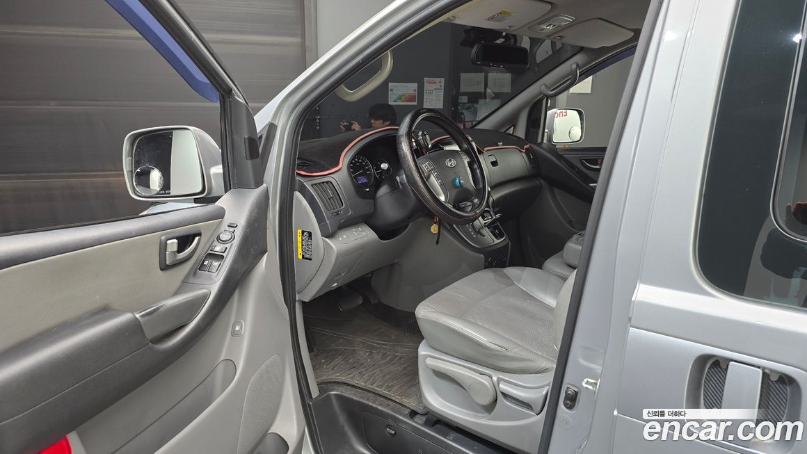 Hyundai Starex 2016