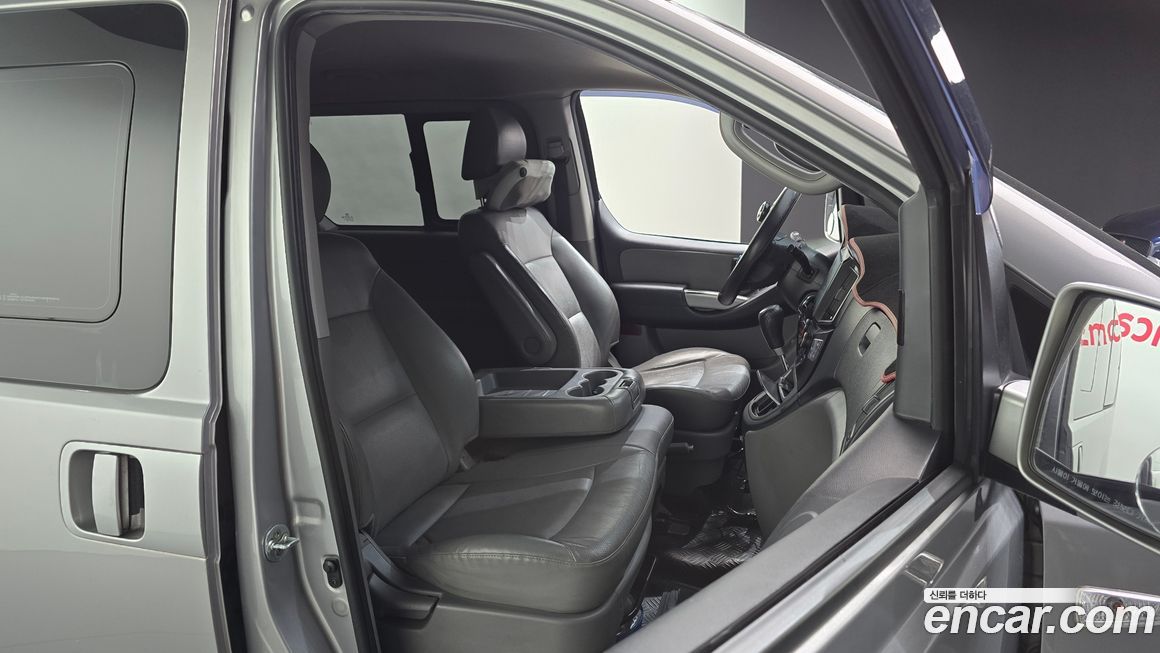 Hyundai Starex 2016