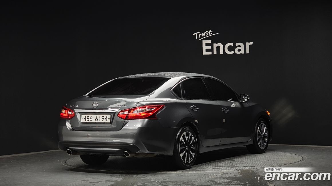 Nissan Altima 2017