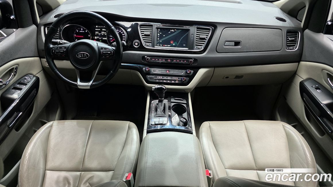 Kia Canival 2016