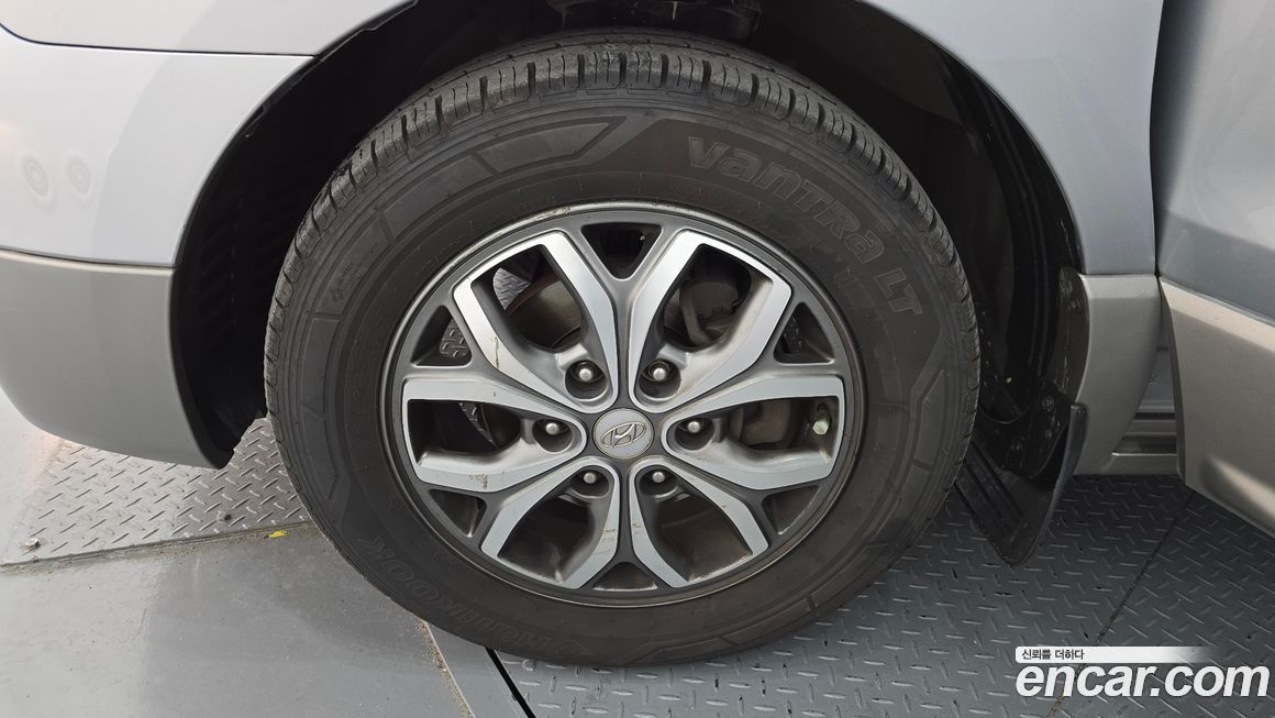 Hyundai Starex 2016