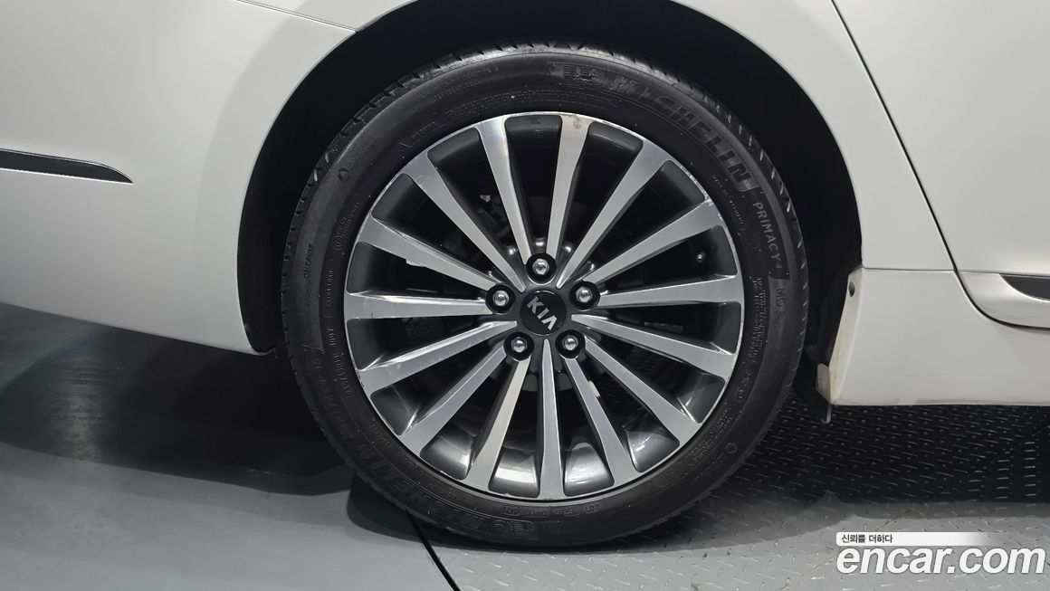 Kia K7 2013
