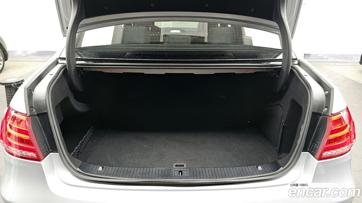 Mercedes-Benz E-Class 2014
