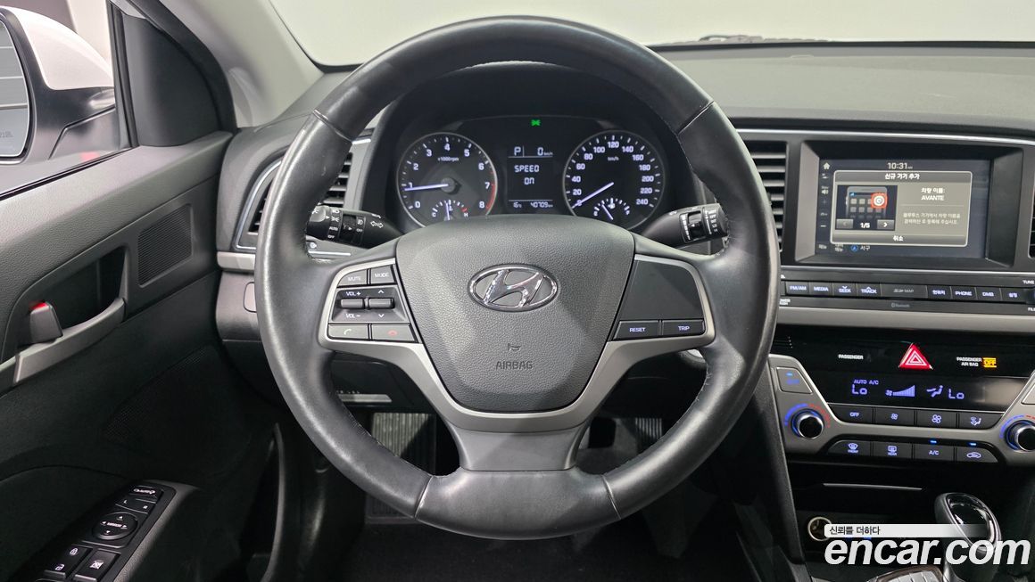 Hyundai AVANTE 2016
