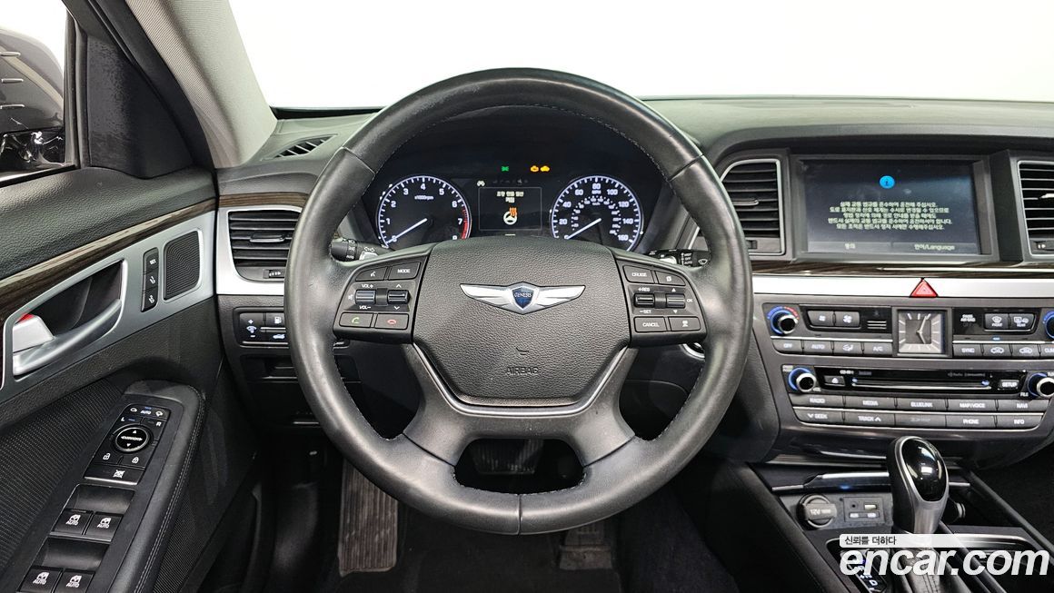 Hyundai Genesis 2015
