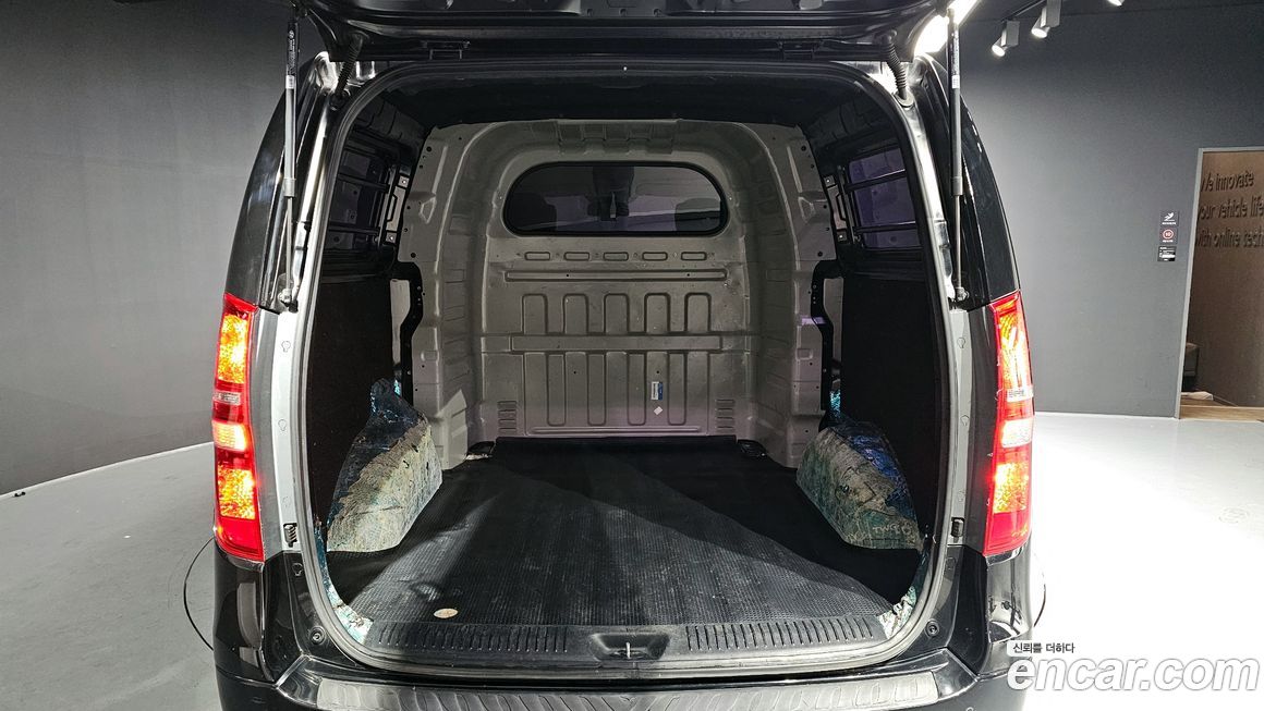 Hyundai Starex 2018