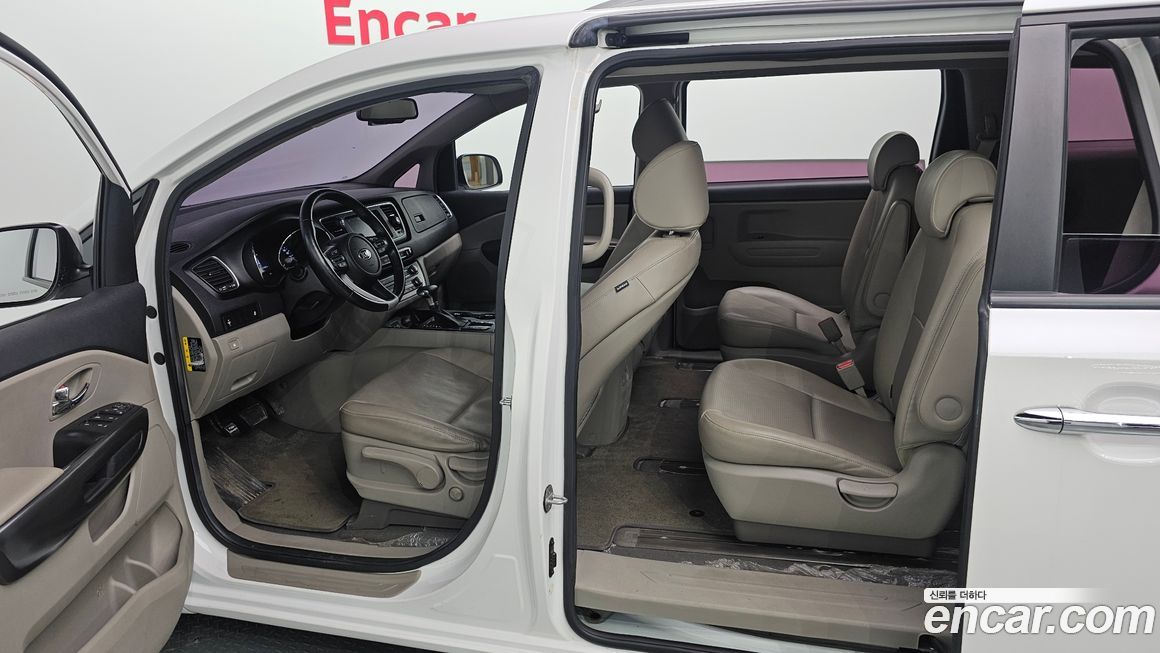 Kia Canival 2019