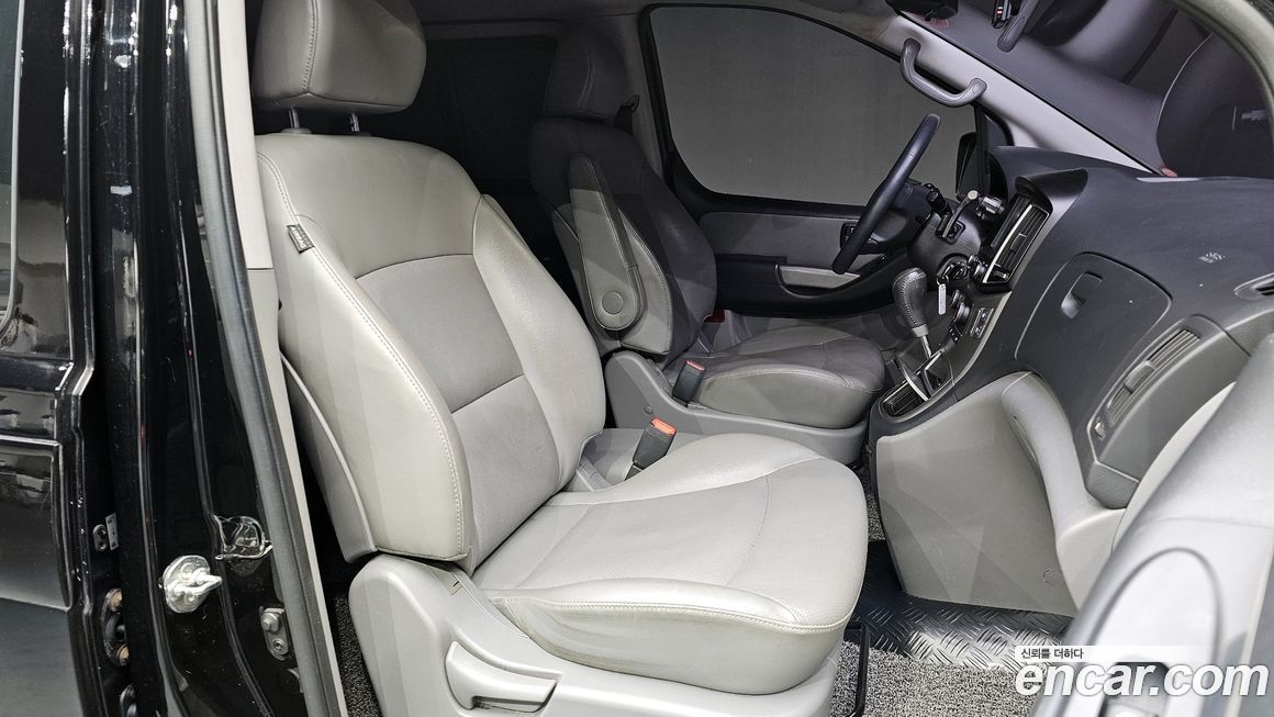 Hyundai Starex 2018