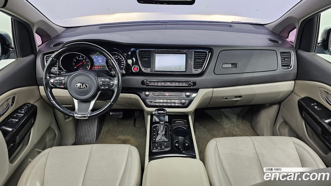 Kia Canival 2016