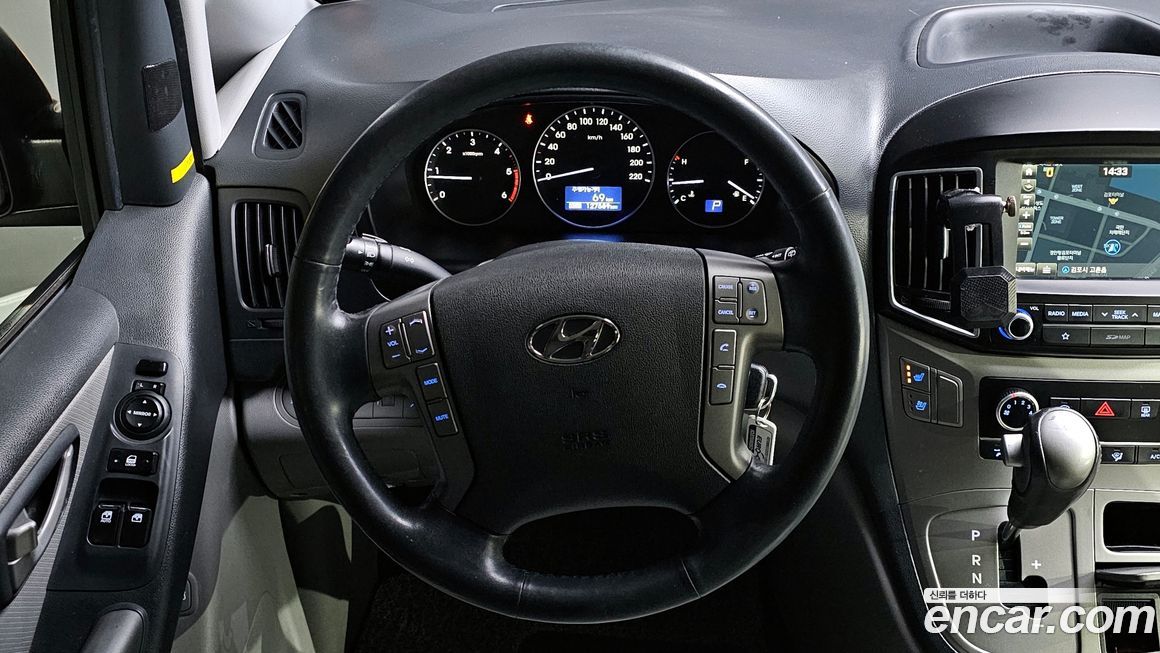 Hyundai Starex 2018
