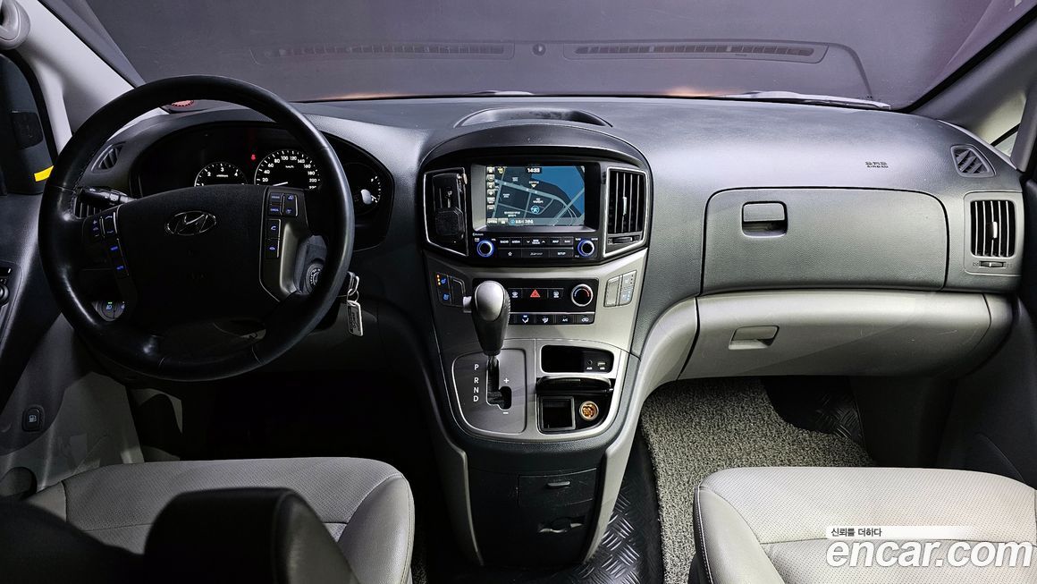 Hyundai Starex 2018