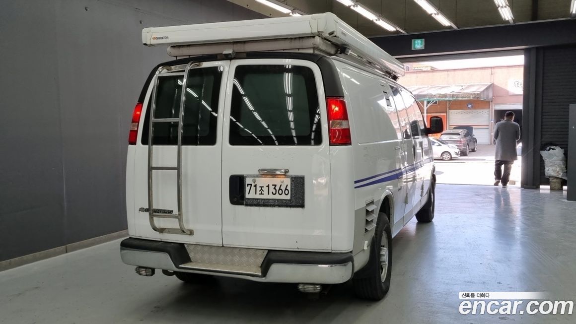 Chevrolet Express Van 2008