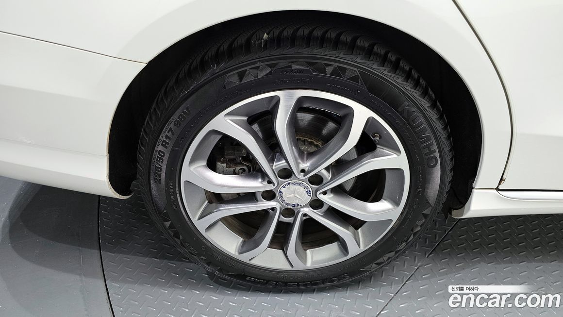 Mercedes-Benz C-Class 2016
