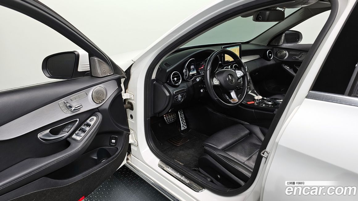 Mercedes-Benz C-Class 2016