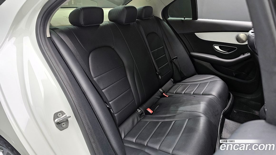 Mercedes-Benz C-Class 2016