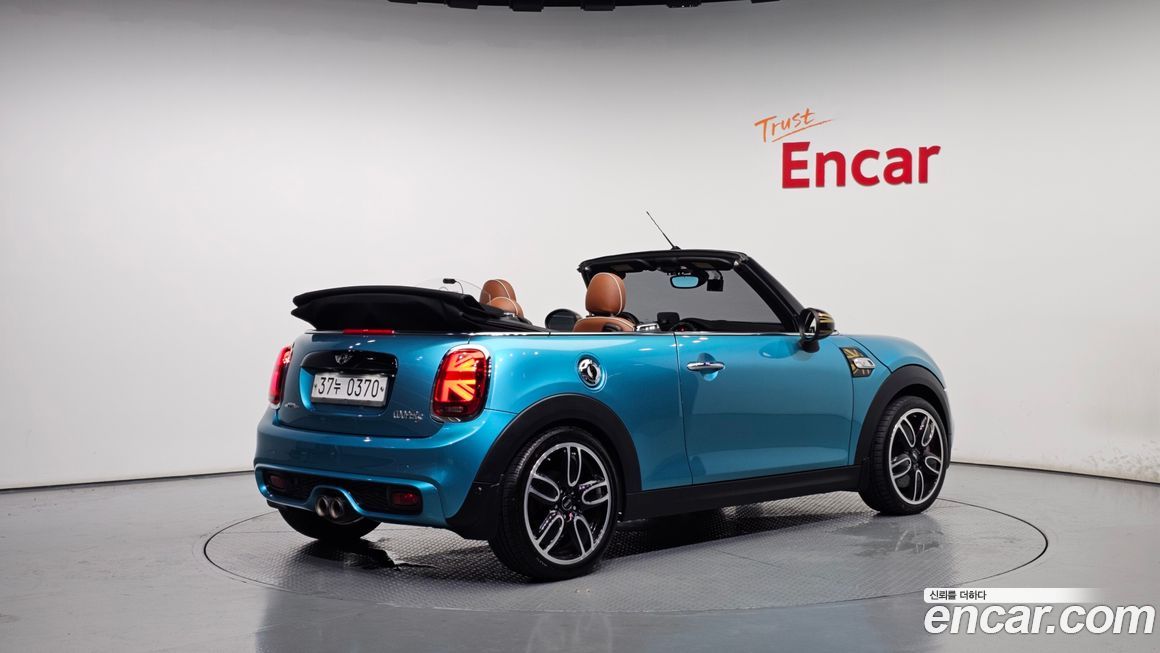 Mini Cooper Convertible 2016
