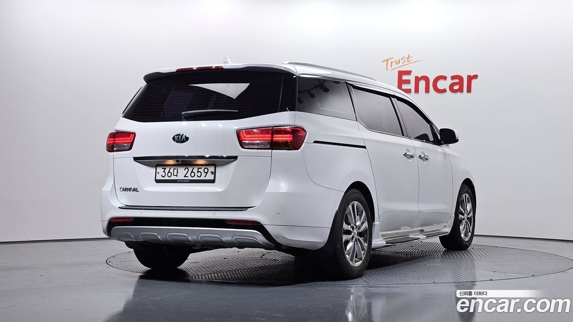 Kia Canival 2017