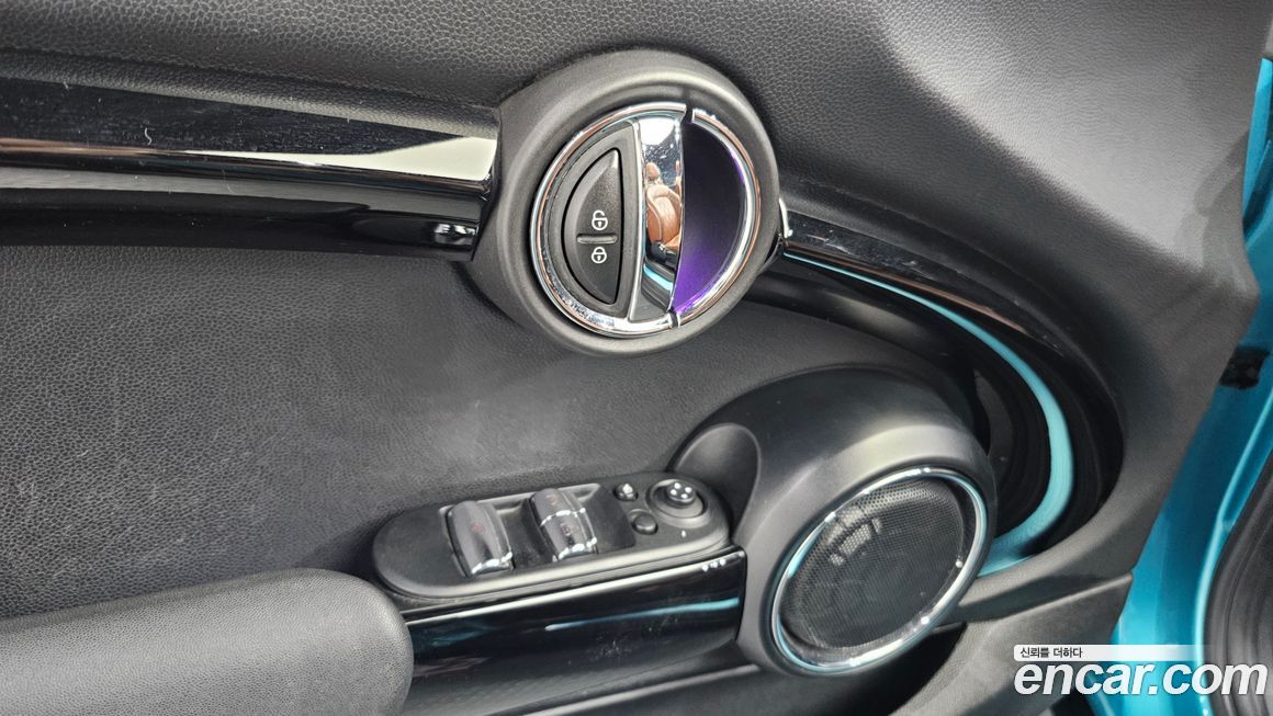 Mini Cooper Convertible 2016