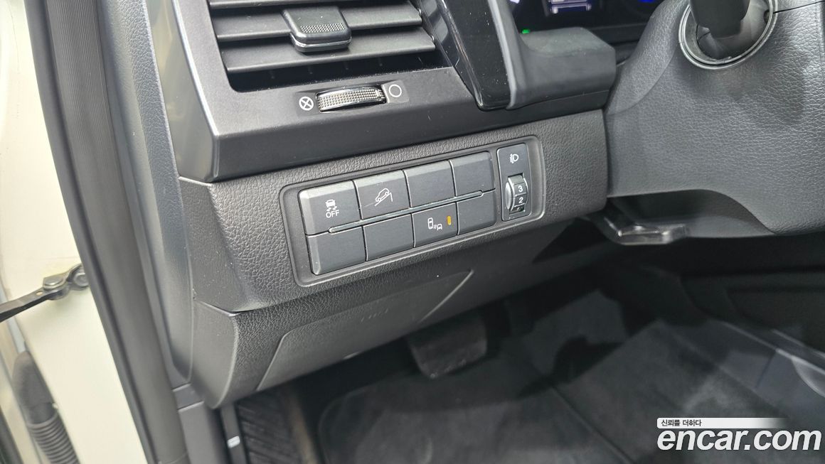 KG_Mobility_Ssangyong Rexton 2020