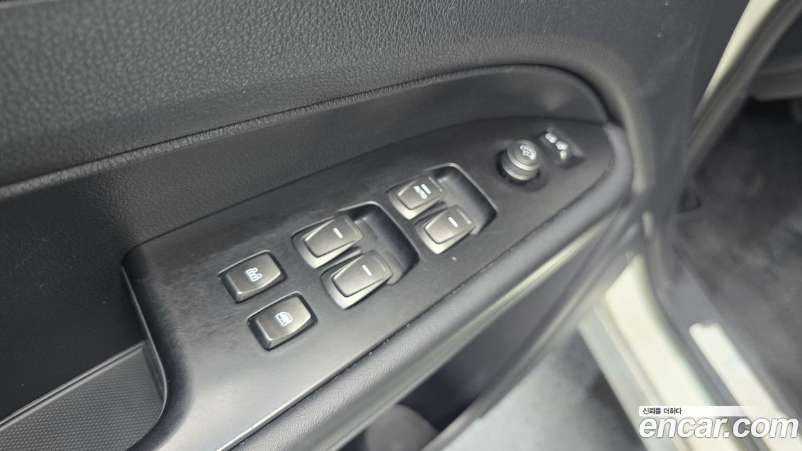 KG_Mobility_Ssangyong Rexton 2020