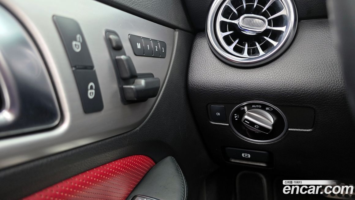 Mercedes-Benz SLK-Class 2016