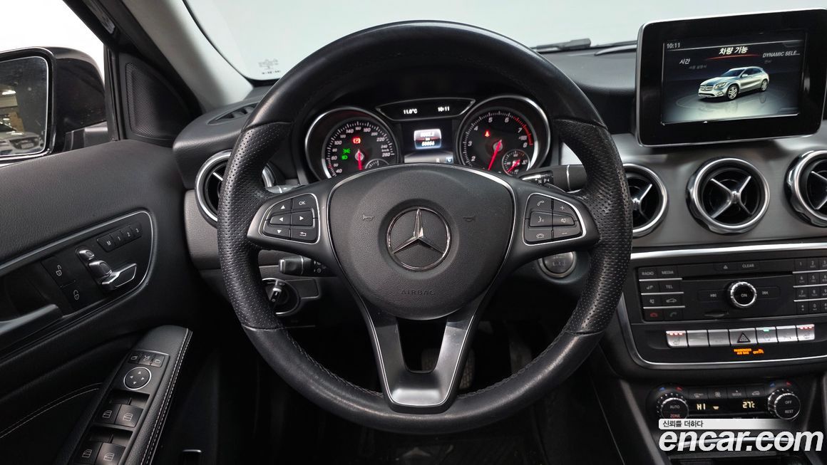 Mercedes-Benz GLA-Class 2019