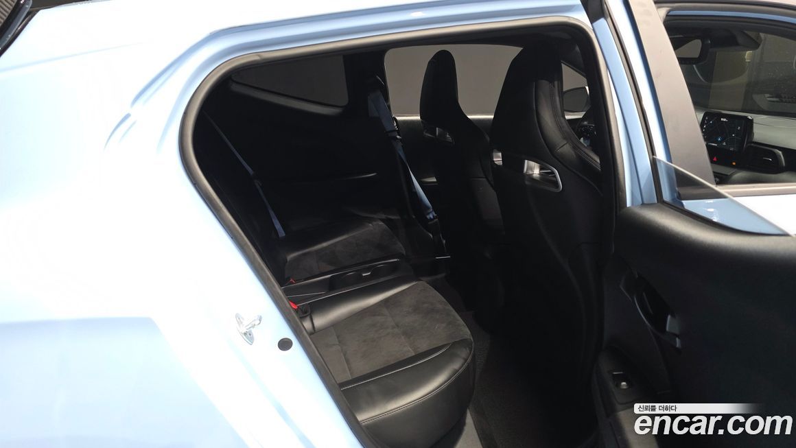 Hyundai Veloster 2021