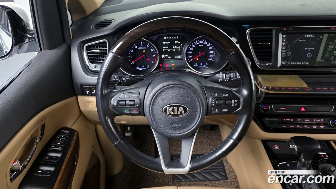 Kia Canival 2018