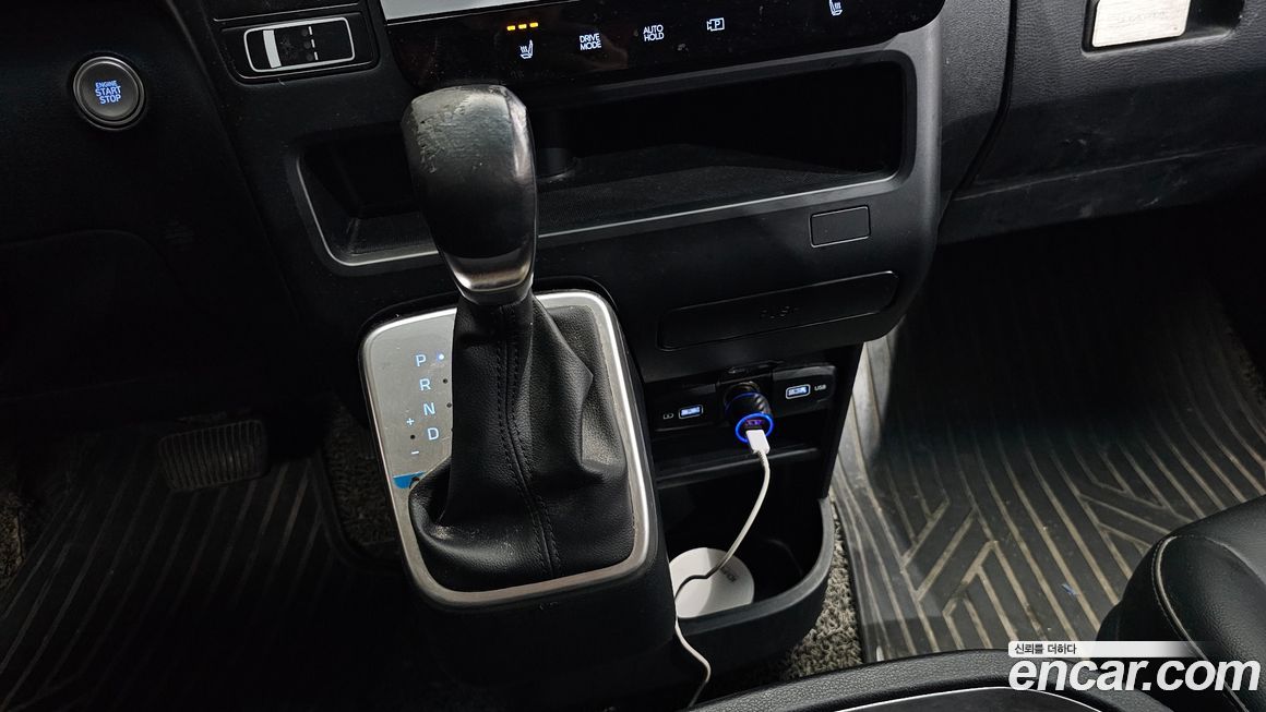 Hyundai Staria 2022