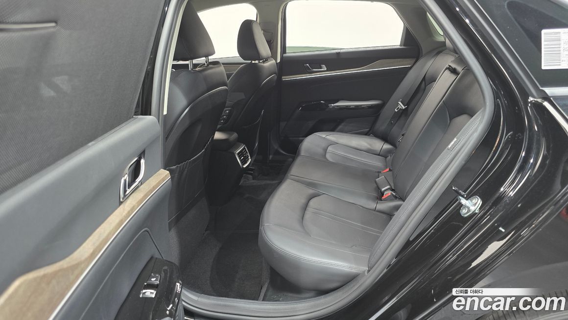 Kia K5 2023