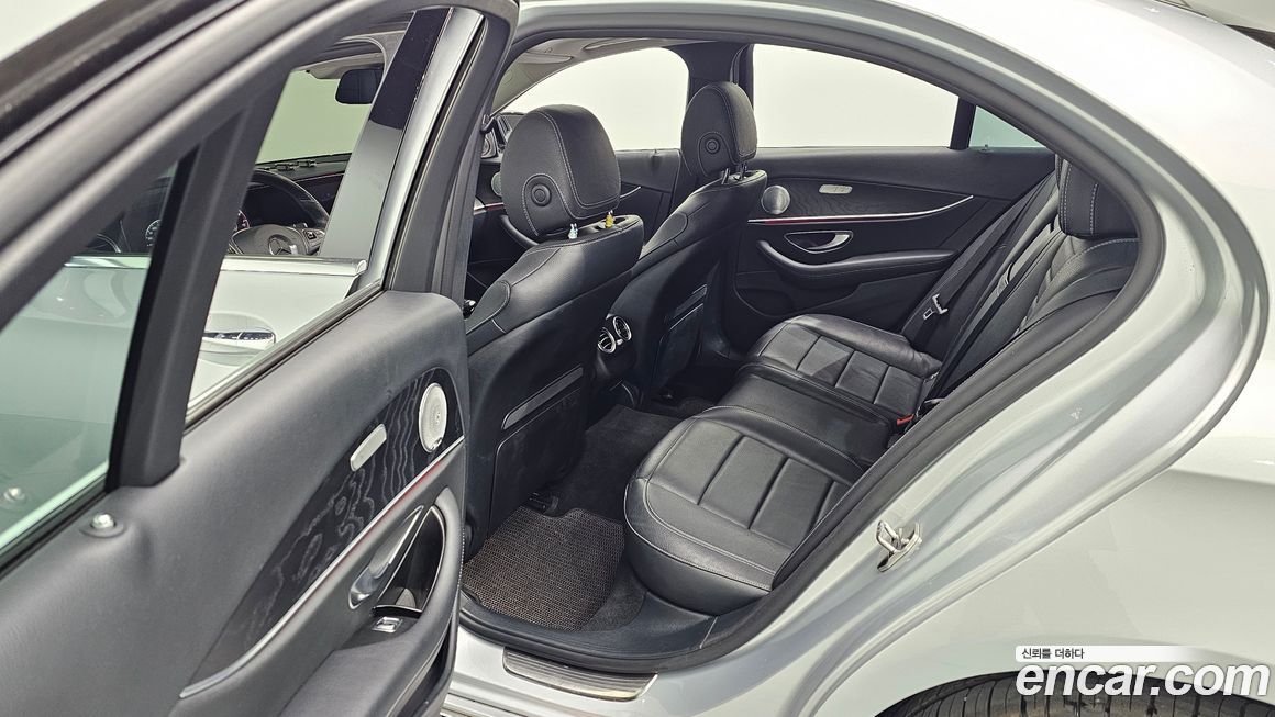 Mercedes-Benz E-Class 2017