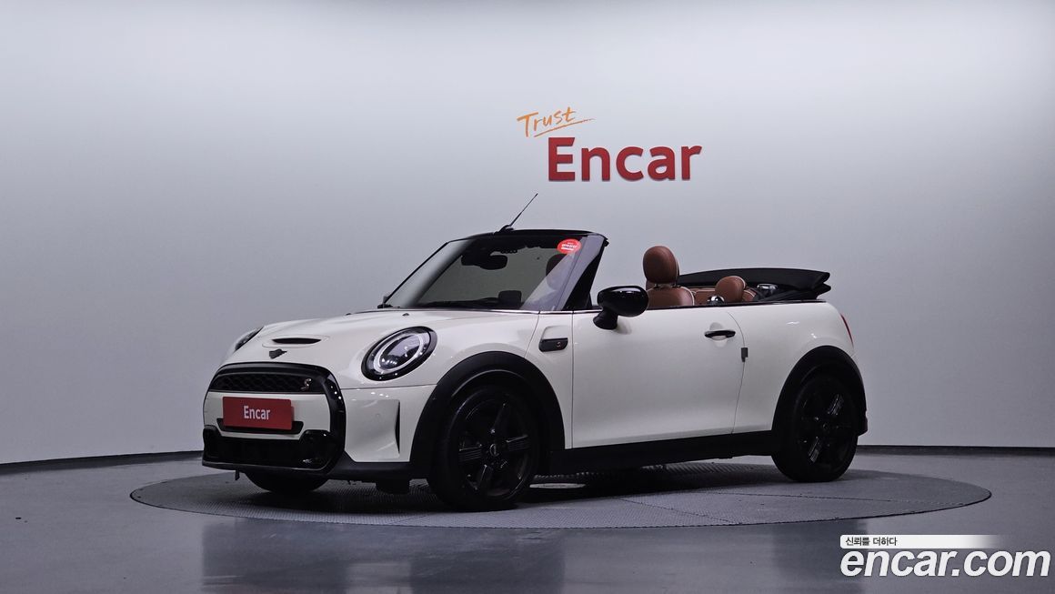 Mini Cooper Convertible 2022