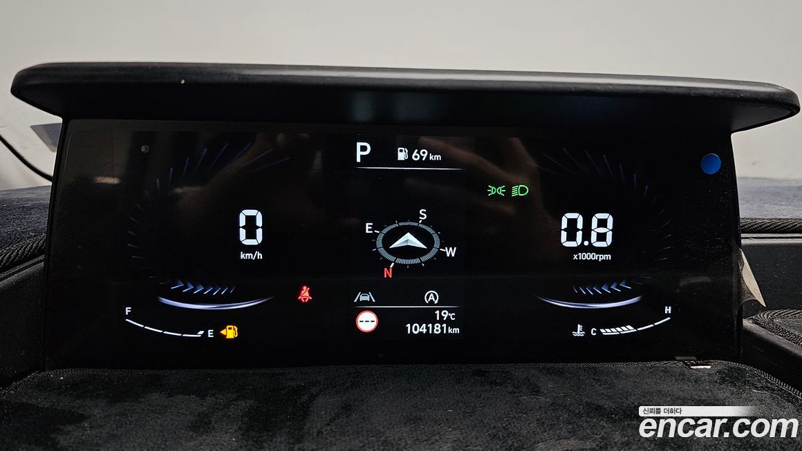 Hyundai Staria 2022