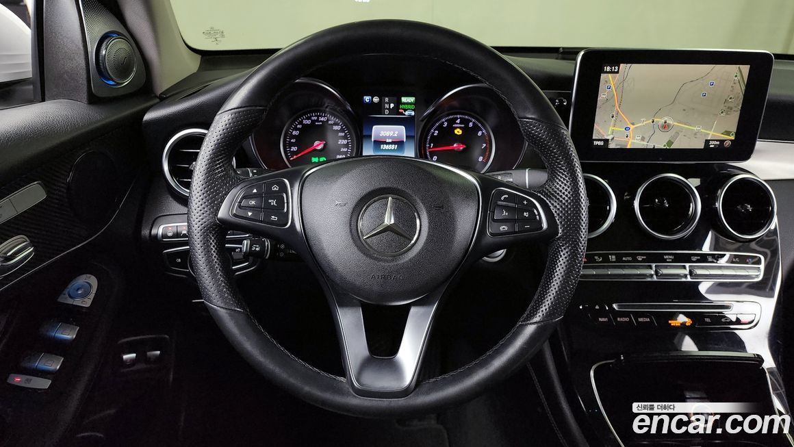 Mercedes-Benz GLC-Class 2019