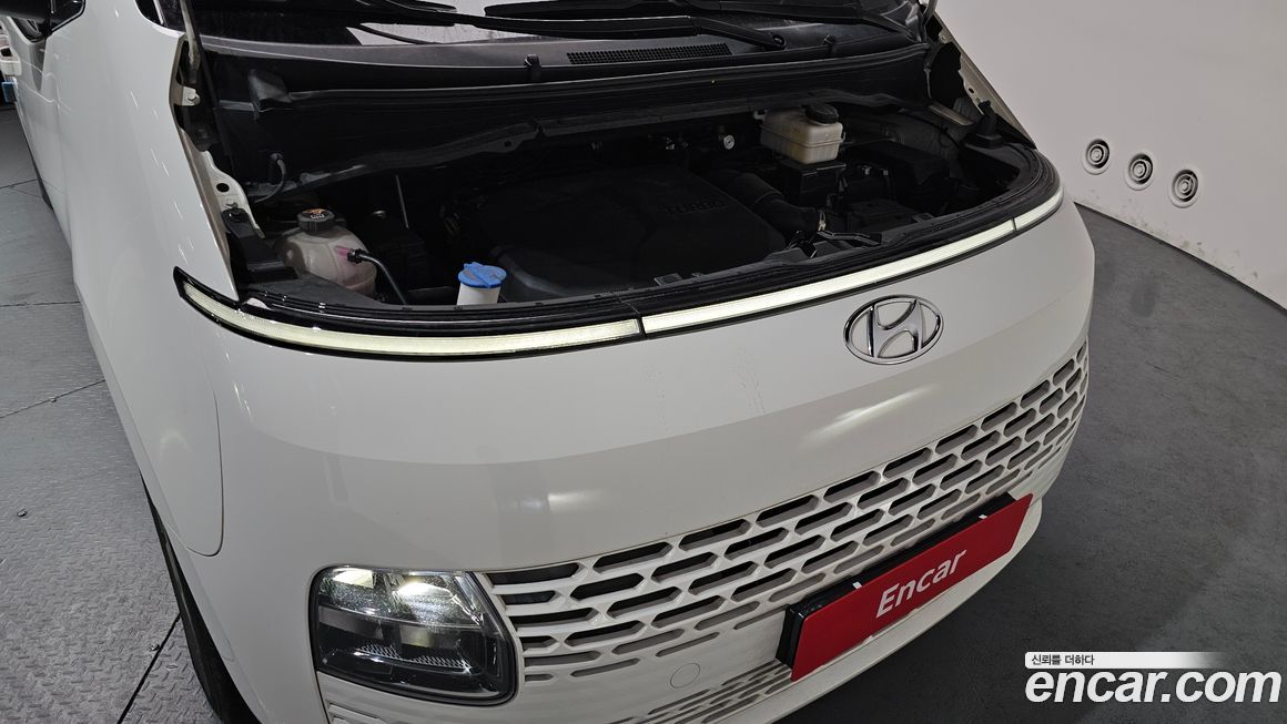 Hyundai Staria 2022