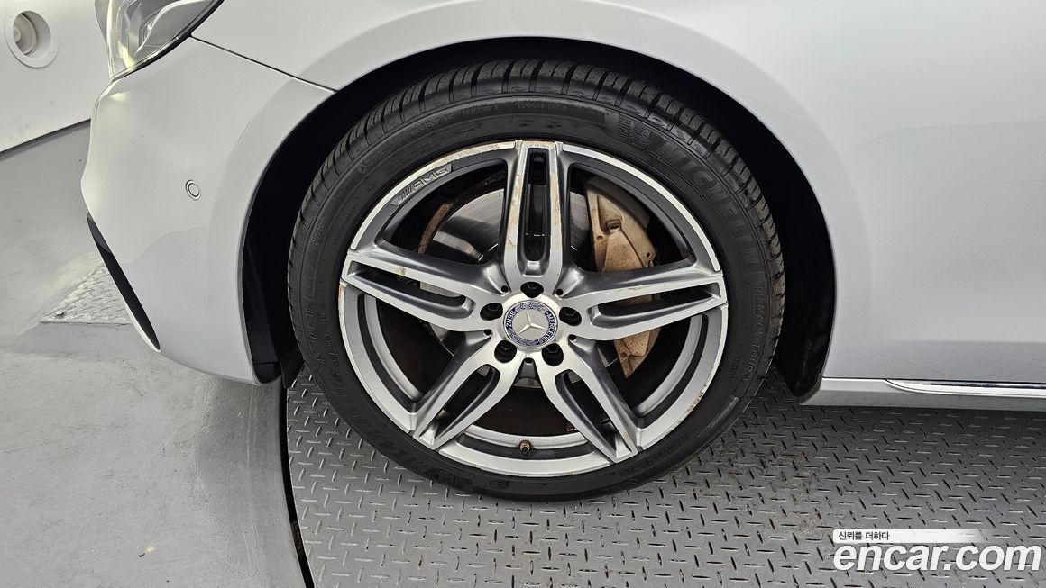 Mercedes-Benz E-Class 2017