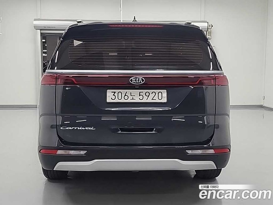 Kia Canival 2021