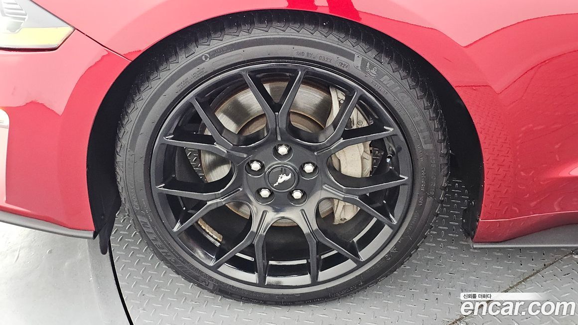 Ford Mustang 2019