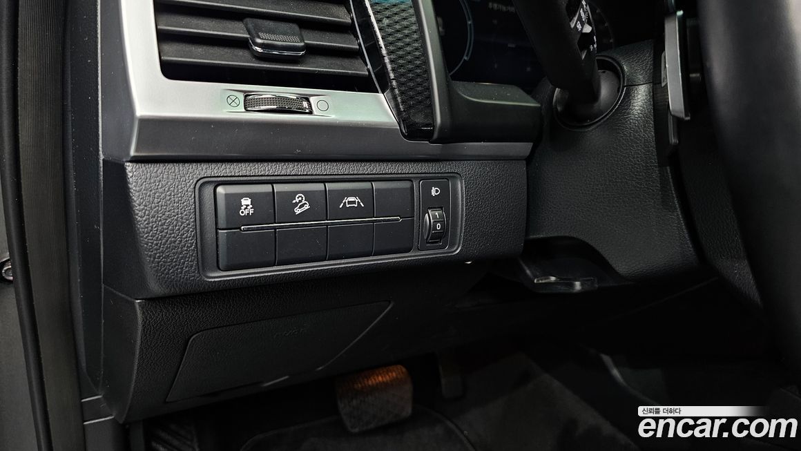 KG_Mobility_Ssangyong Rexton 2021