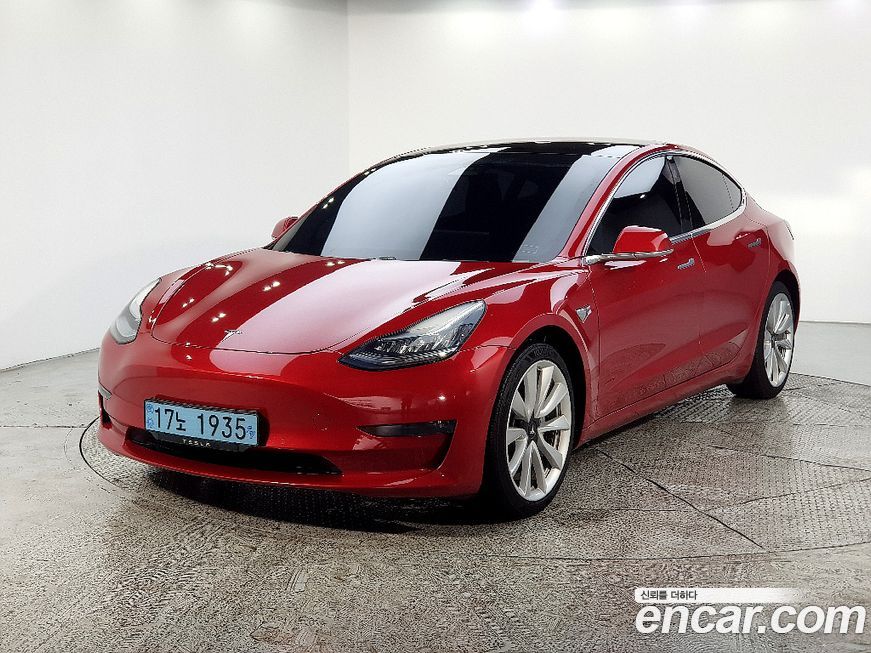 Tesla Model 3 2020