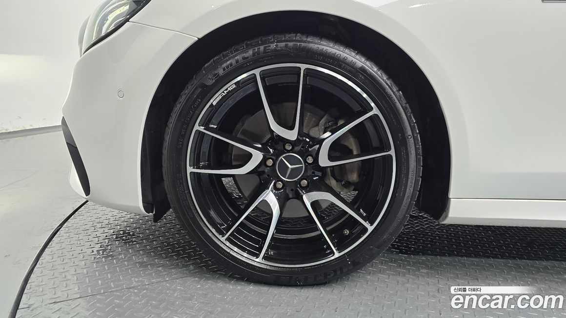 Mercedes-Benz E-Class 2018