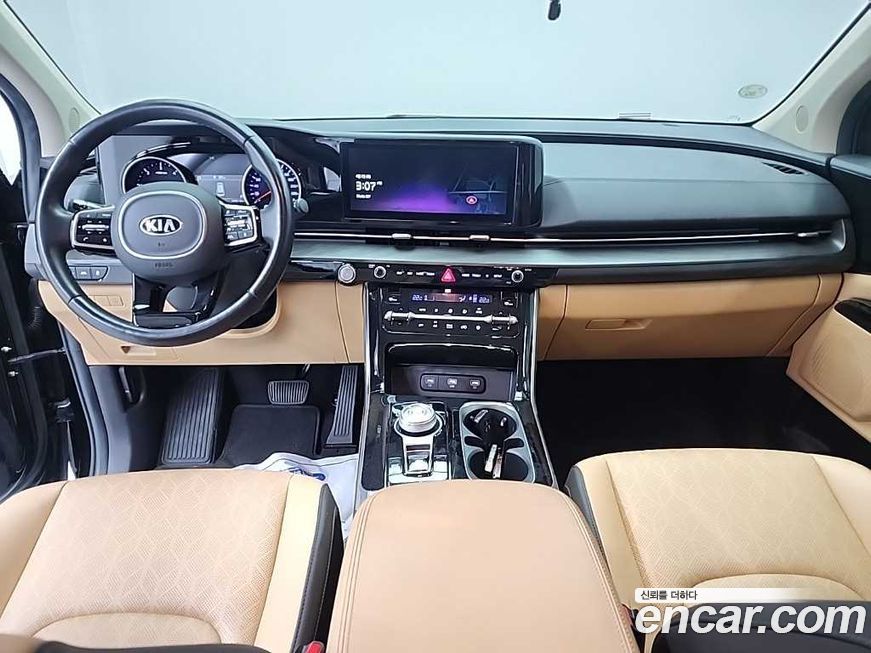 Kia Canival 2021
