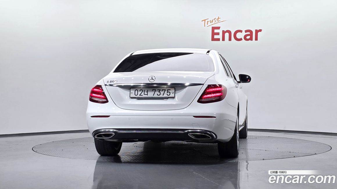 Mercedes-Benz E-Class 2017