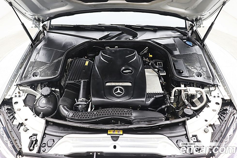 Mercedes-Benz C-Class 2017