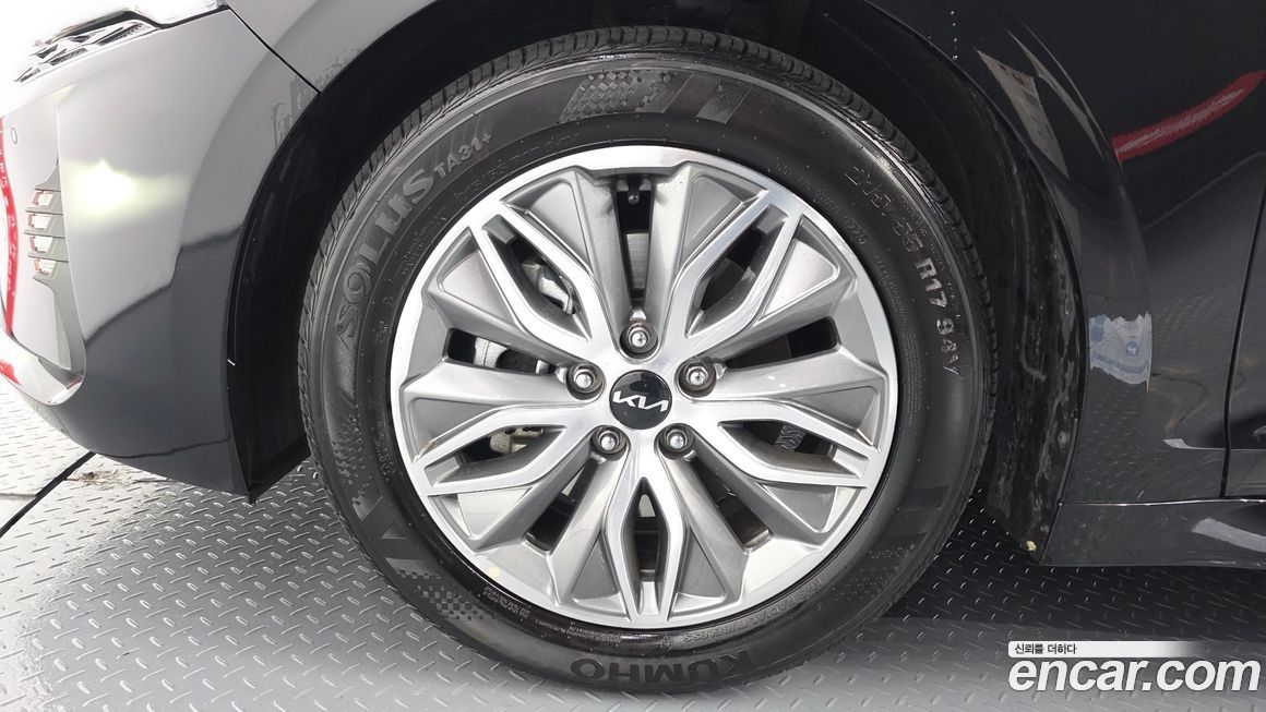 Kia K5 2023
