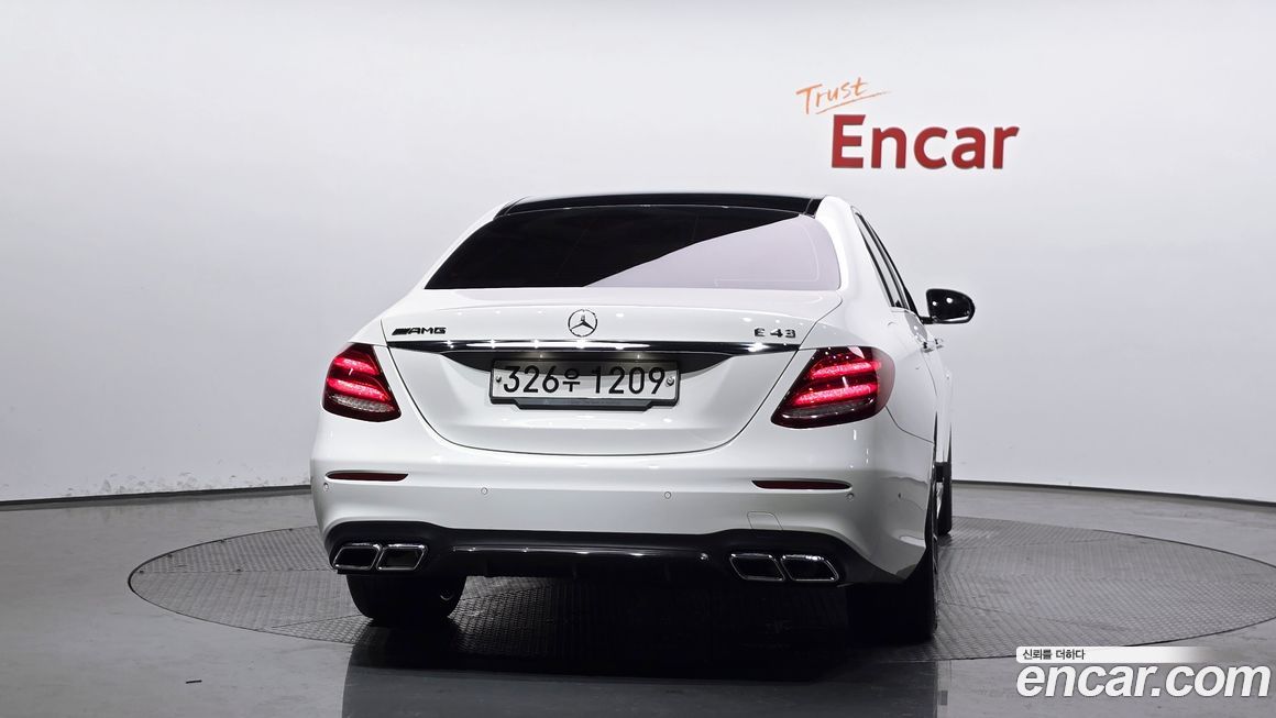 Mercedes-Benz E-Class 2018