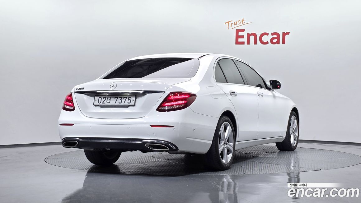 Mercedes-Benz E-Class 2017