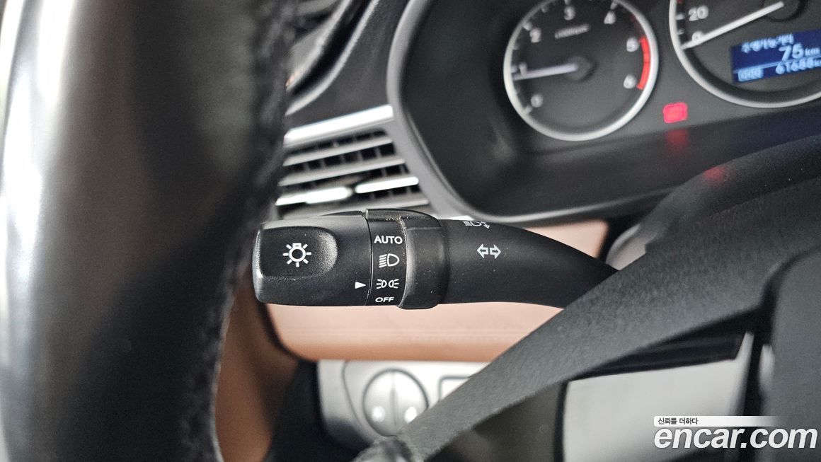 Hyundai Starex 2019