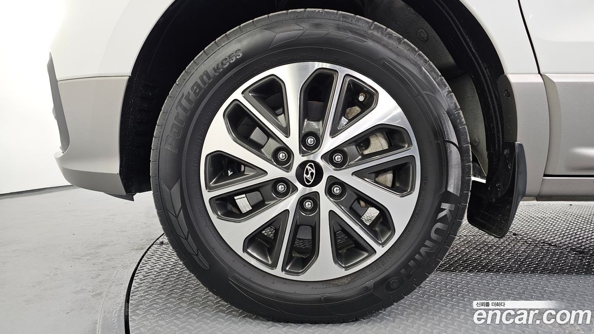 Hyundai Starex 2019
